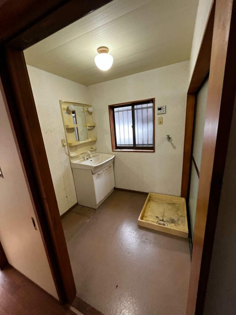 洗面台　施工前